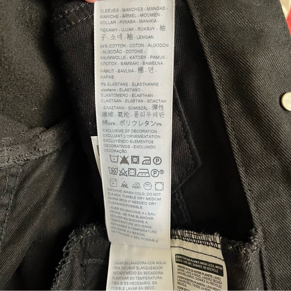 Levi’s Trucker Jacket - Picture 6 of 7
